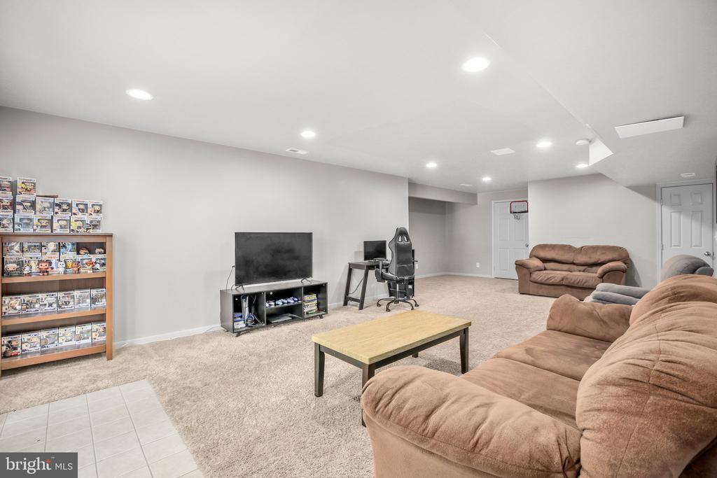 12004 KINGSWOOD BLVD, FREDERICKSBURG, Virginia 22408, 5 Bedrooms Bedrooms, ,3 BathroomsBathrooms,Residential,12004 KINGSWOOD BLVD,VASP2033152 MLS # VASP2033152
