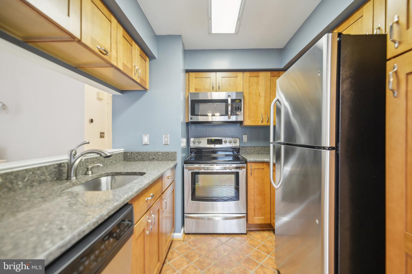 2921-F S WOODLEY ST, ARLINGTON, Virginia 22206, 2 Bedrooms Bedrooms, ,1 BathroomBathrooms,Residential,For sale,2921-F S WOODLEY ST,VAAR2056874 MLS # VAAR2056874