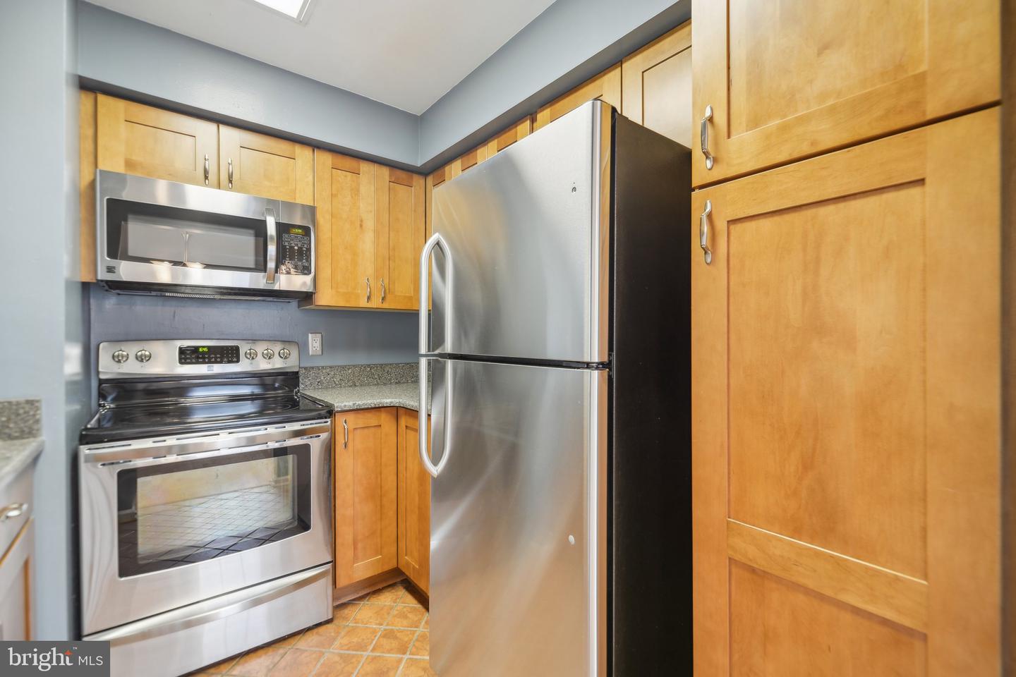 2921-F S WOODLEY ST, ARLINGTON, Virginia 22206, 2 Bedrooms Bedrooms, ,1 BathroomBathrooms,Residential,For sale,2921-F S WOODLEY ST,VAAR2056874 MLS # VAAR2056874