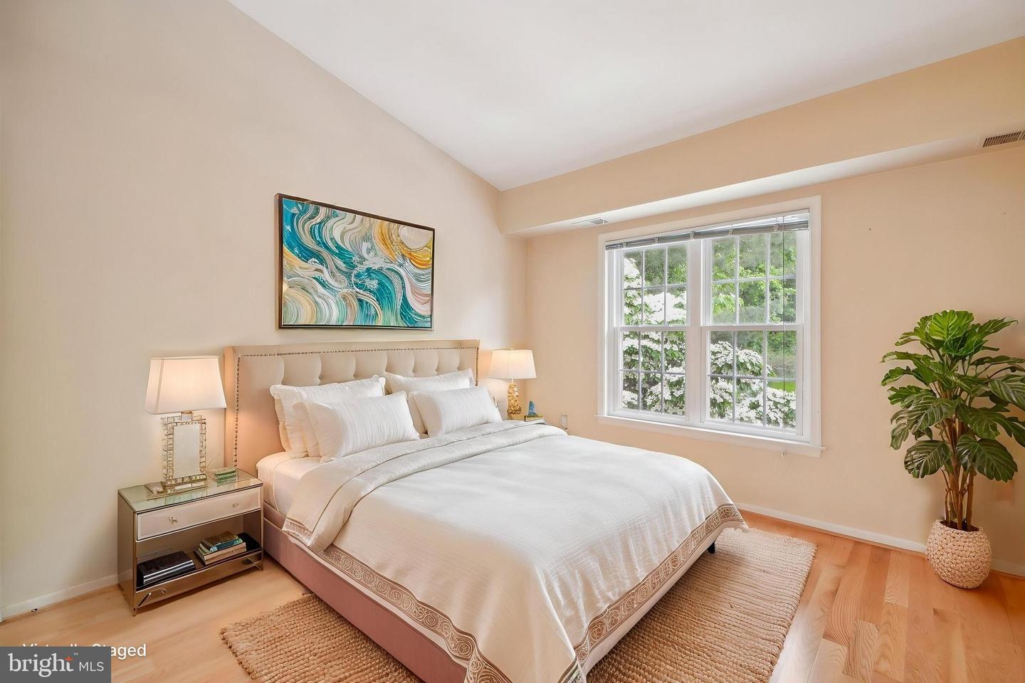 2921-F S WOODLEY ST, ARLINGTON, Virginia 22206, 2 Bedrooms Bedrooms, ,1 BathroomBathrooms,Residential,For sale,2921-F S WOODLEY ST,VAAR2056874 MLS # VAAR2056874
