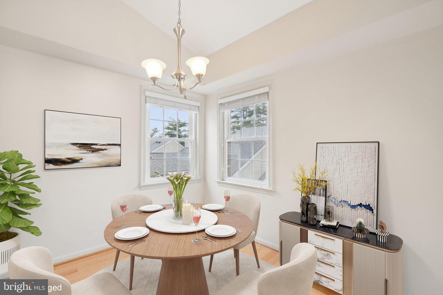 2921-F S WOODLEY ST, ARLINGTON, Virginia 22206, 2 Bedrooms Bedrooms, ,1 BathroomBathrooms,Residential,For sale,2921-F S WOODLEY ST,VAAR2056874 MLS # VAAR2056874