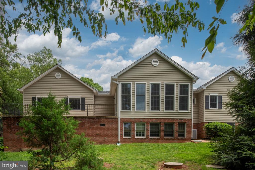 13615 FOX CHASE LN, SPOTSYLVANIA, Virginia 22553, 4 Bedrooms Bedrooms, ,2 BathroomsBathrooms,Residential,13615 FOX CHASE LN,VASP2033204 MLS # VASP2033204