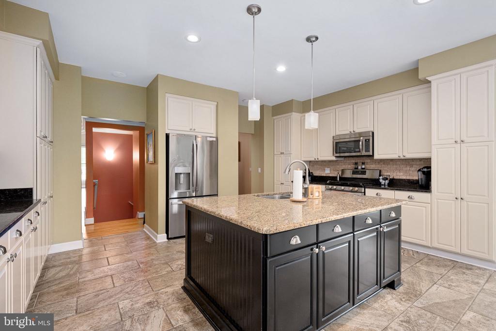 13615 FOX CHASE LN, SPOTSYLVANIA, Virginia 22553, 4 Bedrooms Bedrooms, ,2 BathroomsBathrooms,Residential,13615 FOX CHASE LN,VASP2033204 MLS # VASP2033204