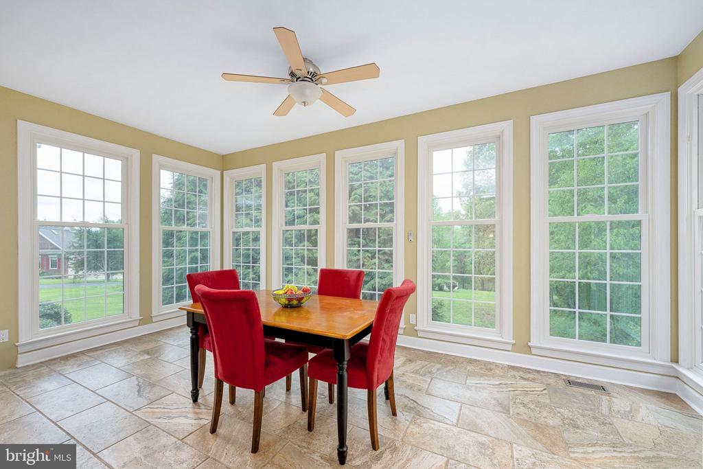 13615 FOX CHASE LN, SPOTSYLVANIA, Virginia 22553, 4 Bedrooms Bedrooms, ,2 BathroomsBathrooms,Residential,13615 FOX CHASE LN,VASP2033204 MLS # VASP2033204