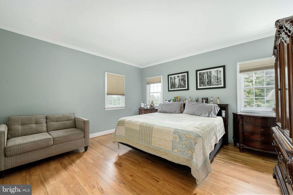 13615 FOX CHASE LN, SPOTSYLVANIA, Virginia 22553, 4 Bedrooms Bedrooms, ,2 BathroomsBathrooms,Residential,13615 FOX CHASE LN,VASP2033204 MLS # VASP2033204