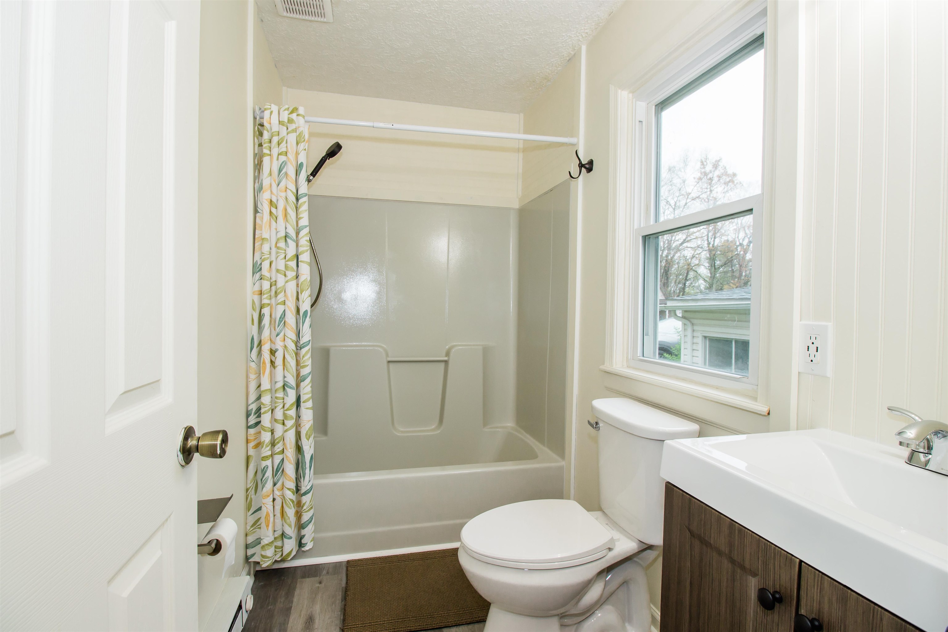 101 SHARP HILL LN, HINTON, Virginia 22831, 2 Bedrooms Bedrooms, ,1 BathroomBathrooms,Residential,101 SHARP HILL LN,662975 MLS # 662975
