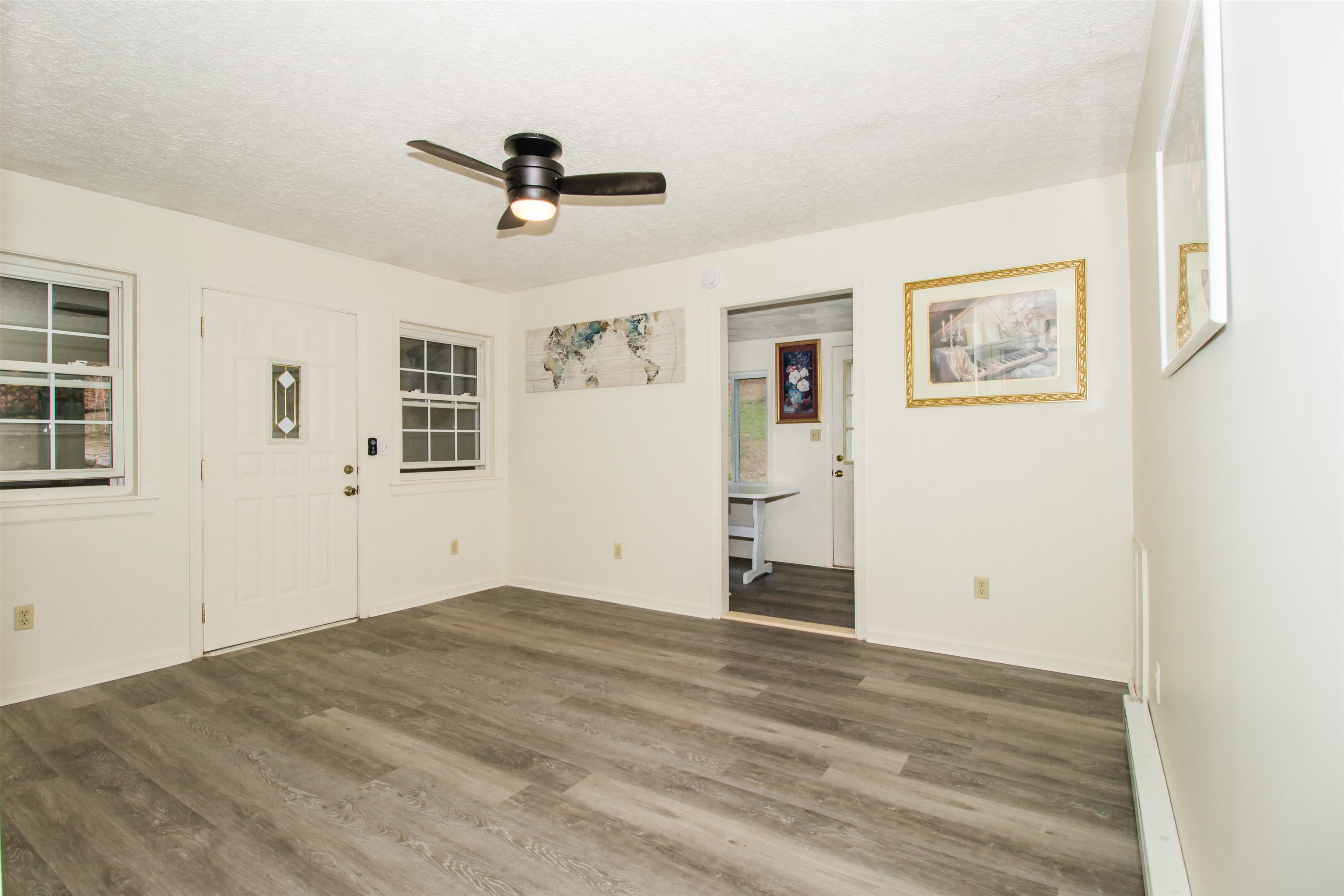 101 SHARP HILL LN, HINTON, Virginia 22831, 2 Bedrooms Bedrooms, ,1 BathroomBathrooms,Residential,101 SHARP HILL LN,662975 MLS # 662975
