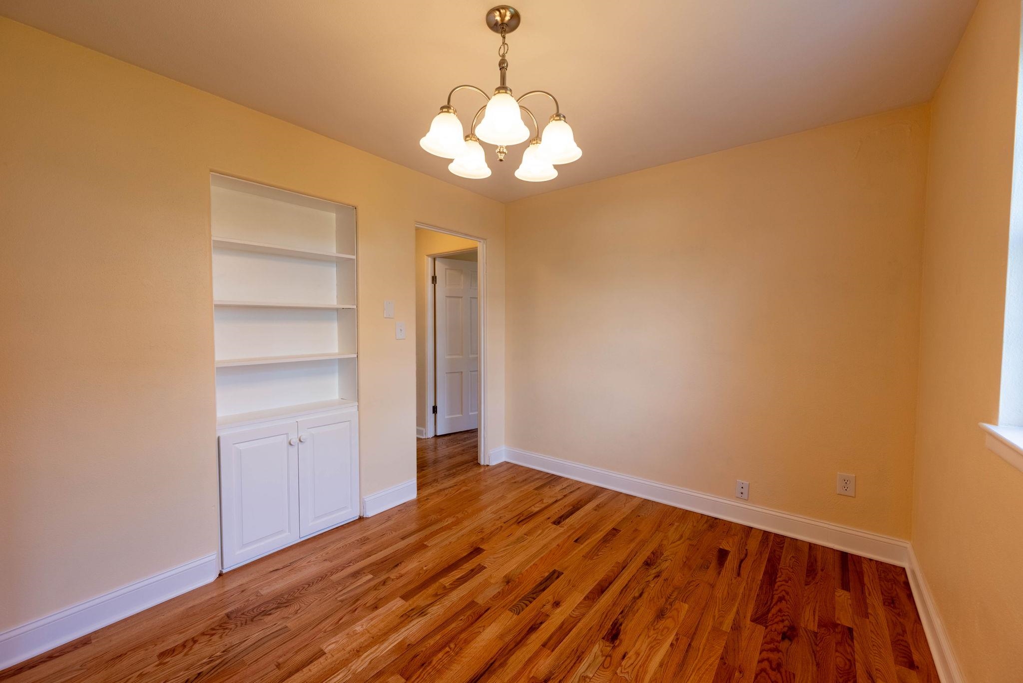 20 BEVERLEY ST, VERONA, Virginia 24482, 4 Bedrooms Bedrooms, ,4 BathroomsBathrooms,Residential,20 BEVERLEY ST,663737 MLS # 663737