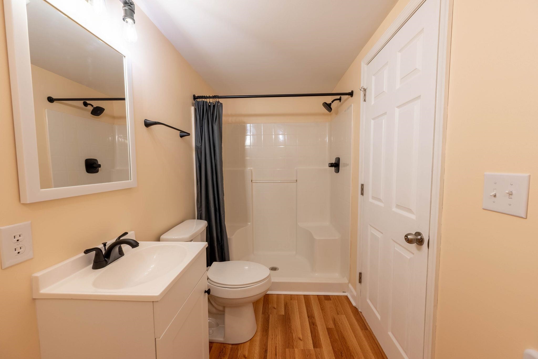 20 BEVERLEY ST, VERONA, Virginia 24482, 4 Bedrooms Bedrooms, ,4 BathroomsBathrooms,Residential,20 BEVERLEY ST,663737 MLS # 663737