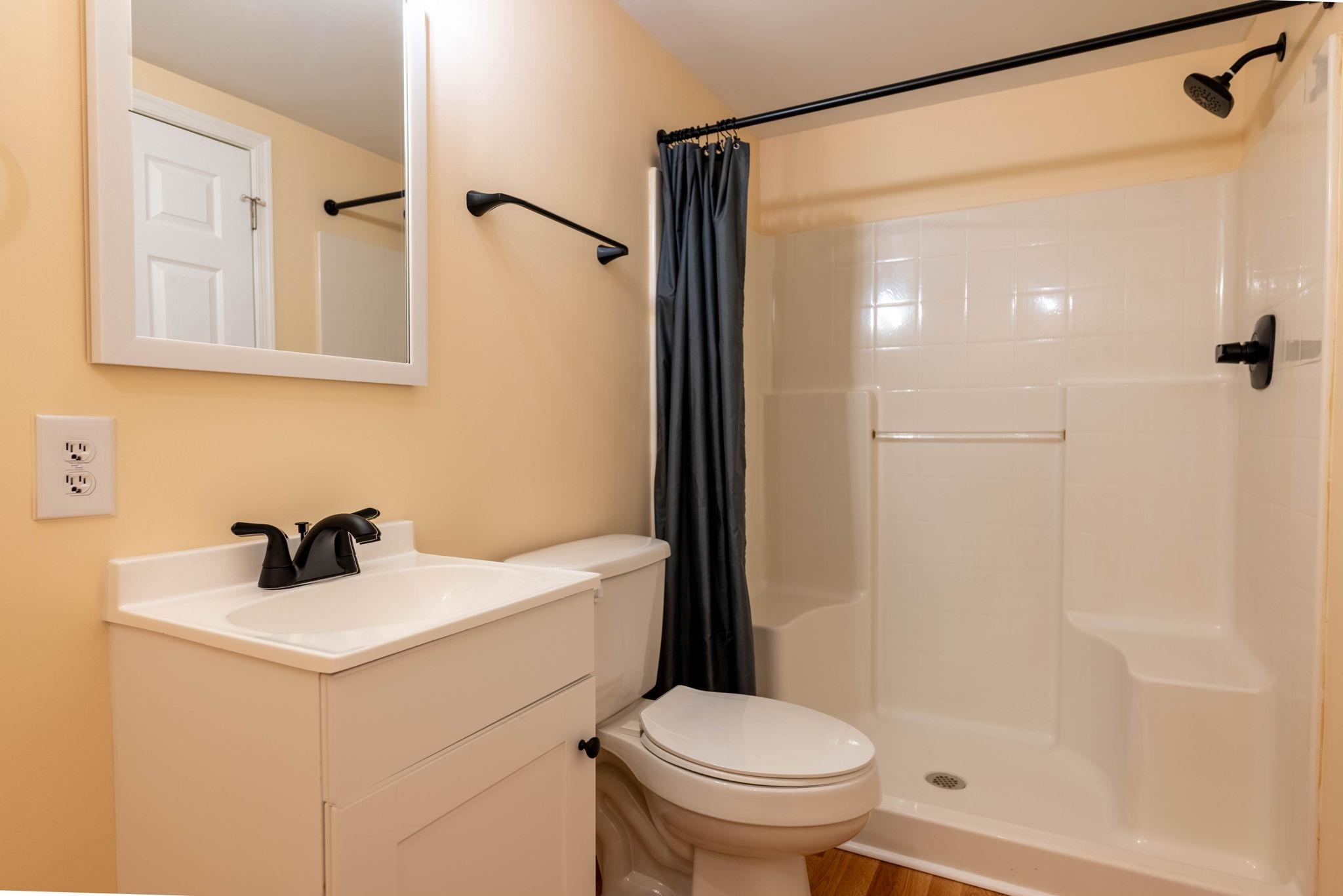 20 BEVERLEY ST, VERONA, Virginia 24482, 4 Bedrooms Bedrooms, ,4 BathroomsBathrooms,Residential,20 BEVERLEY ST,663737 MLS # 663737