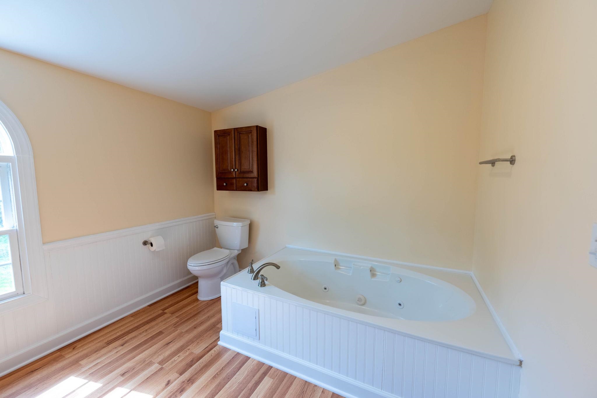 20 BEVERLEY ST, VERONA, Virginia 24482, 4 Bedrooms Bedrooms, ,4 BathroomsBathrooms,Residential,20 BEVERLEY ST,663737 MLS # 663737