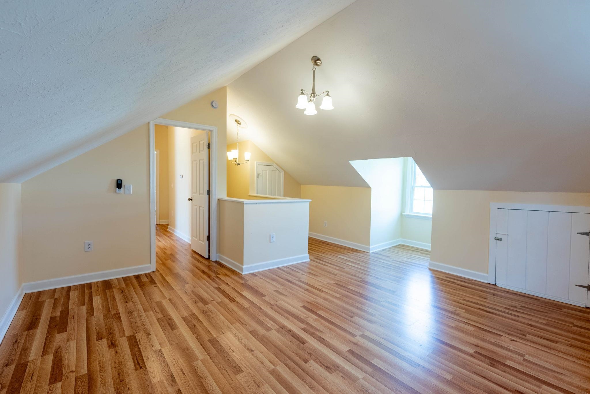 20 BEVERLEY ST, VERONA, Virginia 24482, 4 Bedrooms Bedrooms, ,4 BathroomsBathrooms,Residential,20 BEVERLEY ST,663737 MLS # 663737