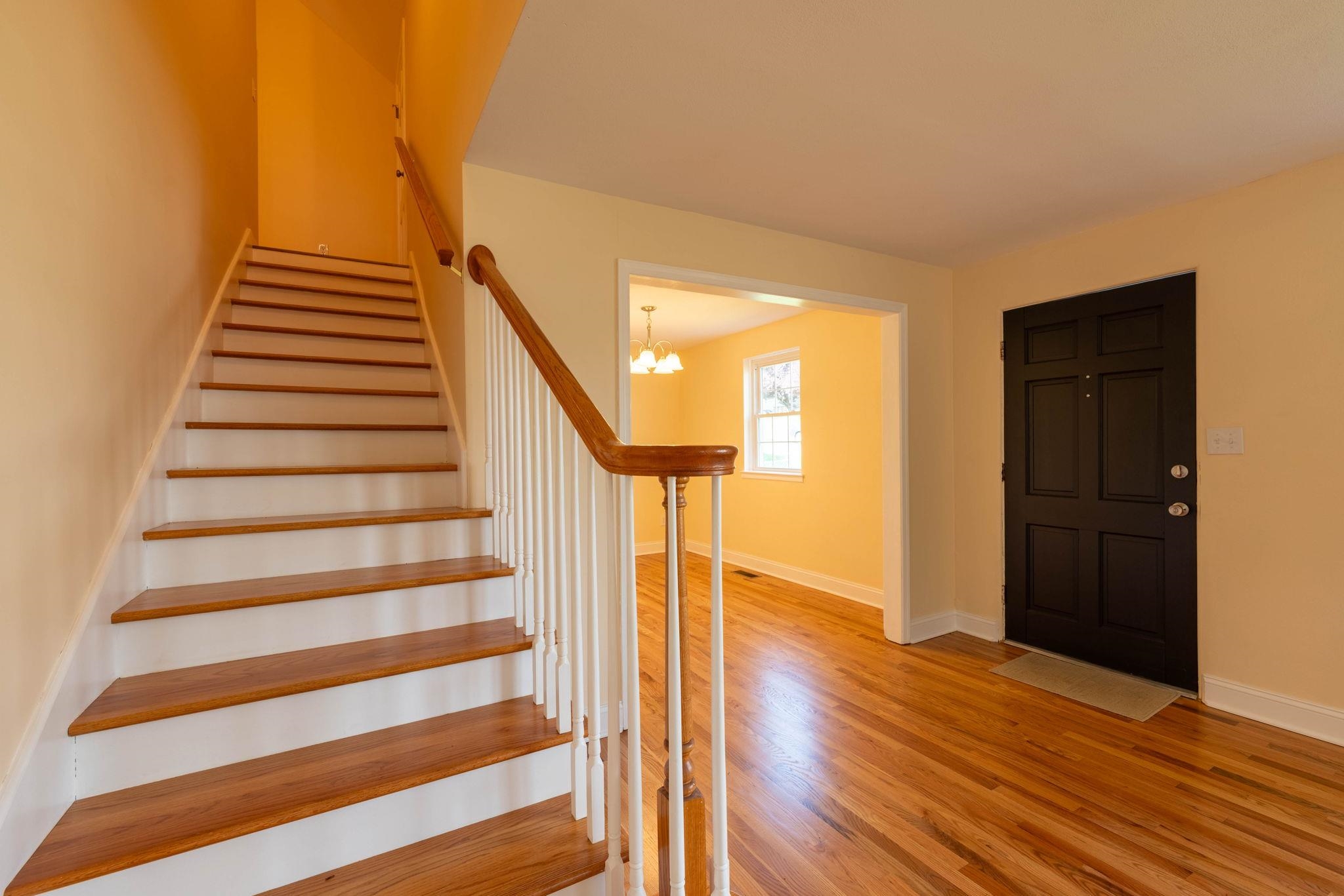 20 BEVERLEY ST, VERONA, Virginia 24482, 4 Bedrooms Bedrooms, ,4 BathroomsBathrooms,Residential,20 BEVERLEY ST,663737 MLS # 663737