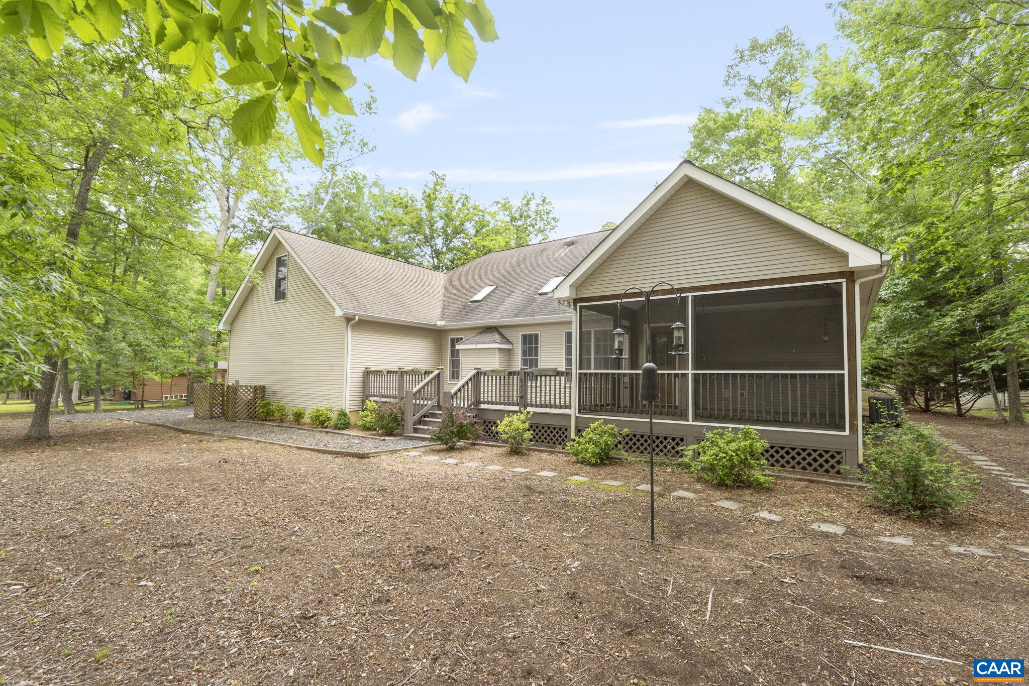 4 CHIP CT, PALMYRA, Virginia 22963, 3 Bedrooms Bedrooms, ,2 BathroomsBathrooms,Residential,4 CHIP CT,664552 MLS # 664552