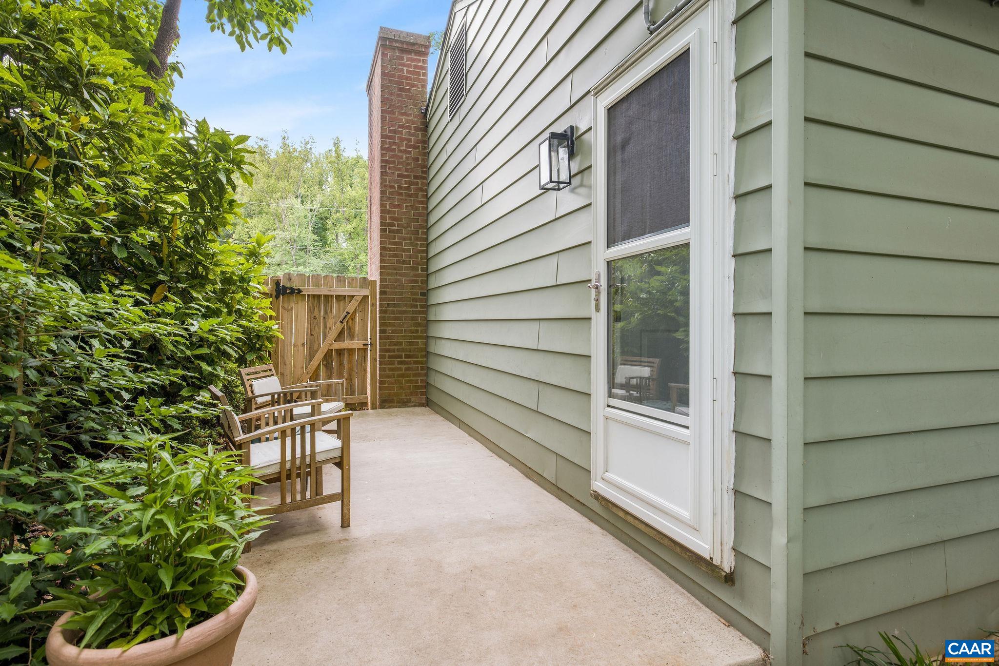713 ROCK CREEK RD, CHARLOTTESVILLE, Virginia 22903, 3 Bedrooms Bedrooms, ,2 BathroomsBathrooms,Residential,713 ROCK CREEK RD,664565 MLS # 664565
