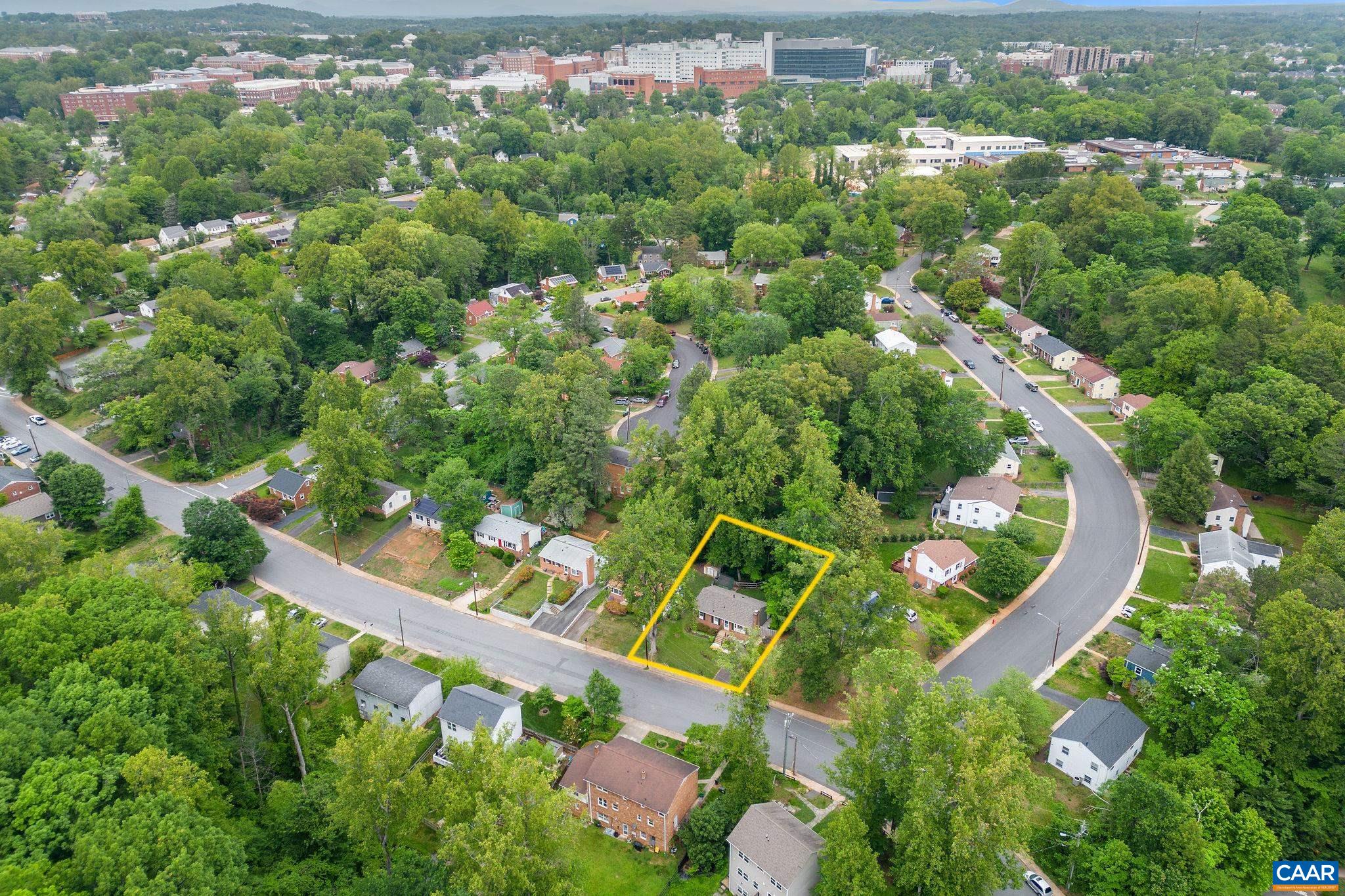 713 ROCK CREEK RD, CHARLOTTESVILLE, Virginia 22903, 3 Bedrooms Bedrooms, ,2 BathroomsBathrooms,Residential,713 ROCK CREEK RD,664565 MLS # 664565