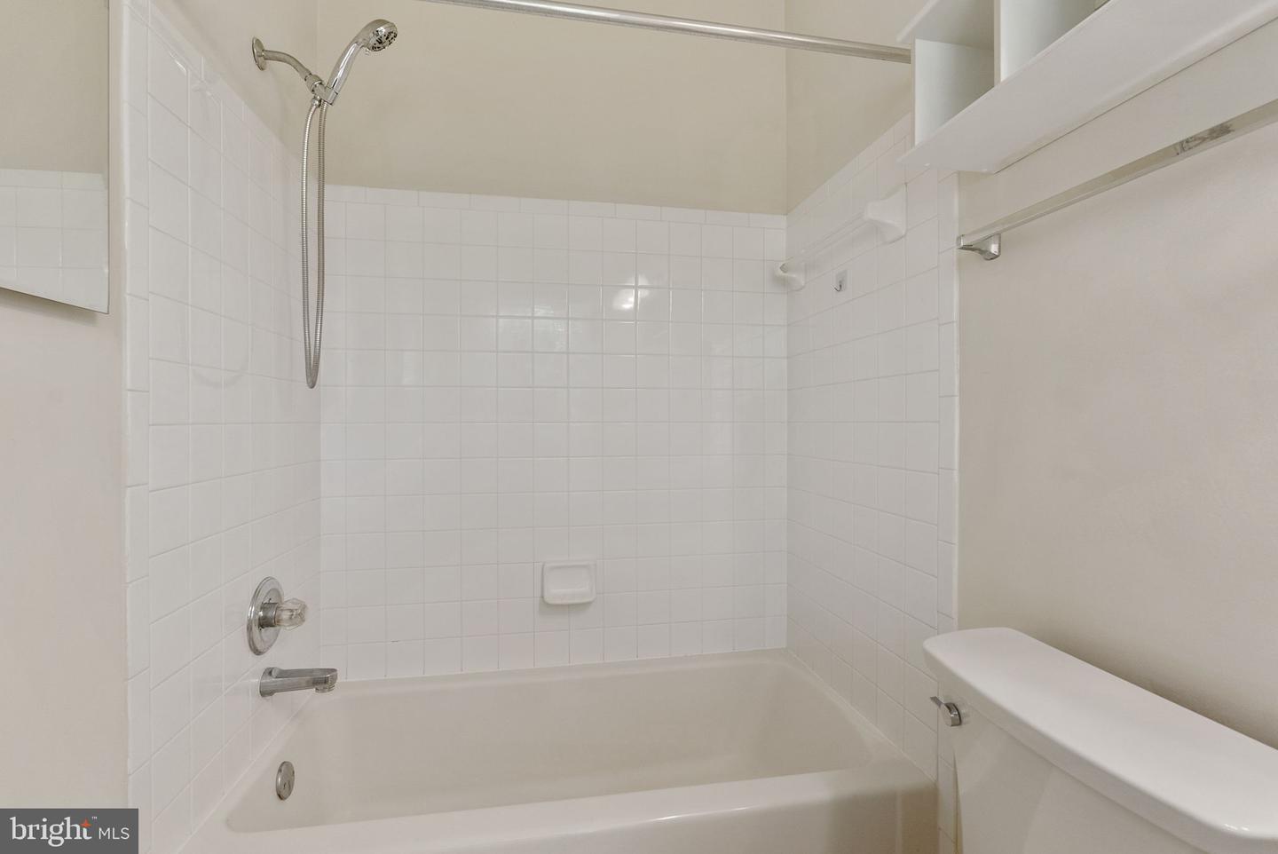 11441 LOG RIDGE DR, FAIRFAX, Virginia 22030, 2 Bedrooms Bedrooms, ,2 BathroomsBathrooms,Residential,For sale,11441 LOG RIDGE DR,VAFX2238728 MLS # VAFX2238728