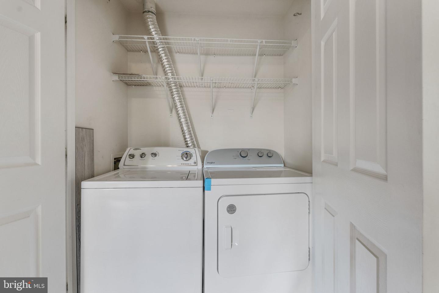 11441 LOG RIDGE DR, FAIRFAX, Virginia 22030, 2 Bedrooms Bedrooms, ,2 BathroomsBathrooms,Residential,For sale,11441 LOG RIDGE DR,VAFX2238728 MLS # VAFX2238728