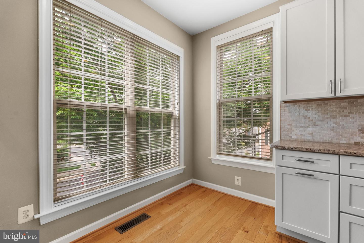 11441 LOG RIDGE DR, FAIRFAX, Virginia 22030, 2 Bedrooms Bedrooms, ,2 BathroomsBathrooms,Residential,For sale,11441 LOG RIDGE DR,VAFX2238728 MLS # VAFX2238728