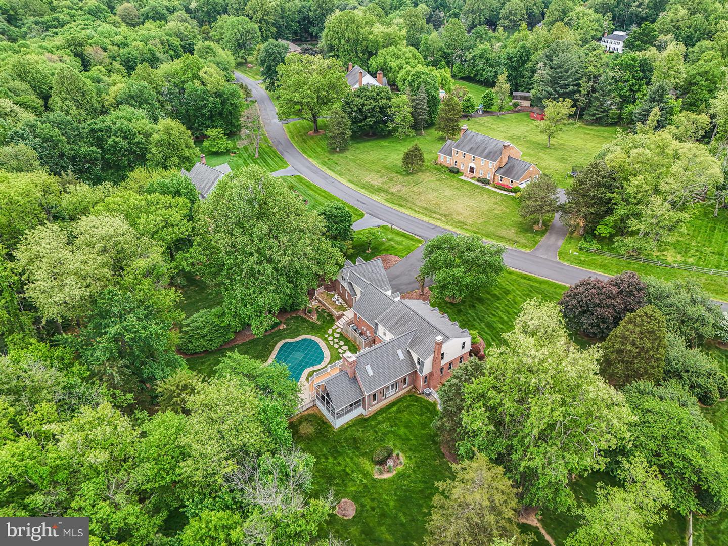 706 CROWN MEADOW DR, GREAT FALLS, Virginia 22066, 5 Bedrooms Bedrooms, ,4 BathroomsBathrooms,Residential,For sale,706 CROWN MEADOW DR,VAFX2238814 MLS # VAFX2238814