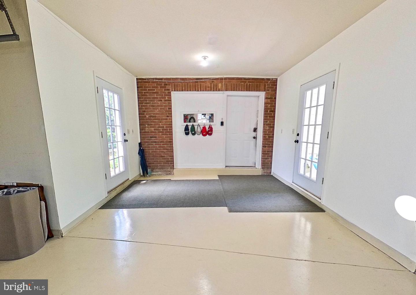 706 CROWN MEADOW DR, GREAT FALLS, Virginia 22066, 5 Bedrooms Bedrooms, ,4 BathroomsBathrooms,Residential,For sale,706 CROWN MEADOW DR,VAFX2238814 MLS # VAFX2238814