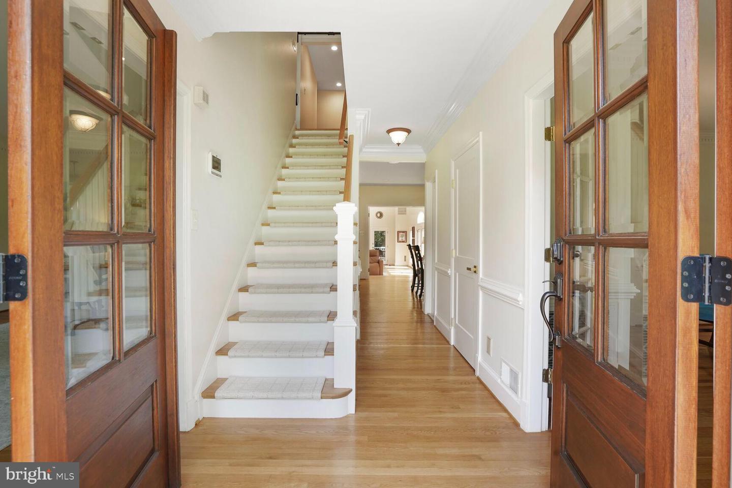 706 CROWN MEADOW DR, GREAT FALLS, Virginia 22066, 5 Bedrooms Bedrooms, ,4 BathroomsBathrooms,Residential,For sale,706 CROWN MEADOW DR,VAFX2238814 MLS # VAFX2238814