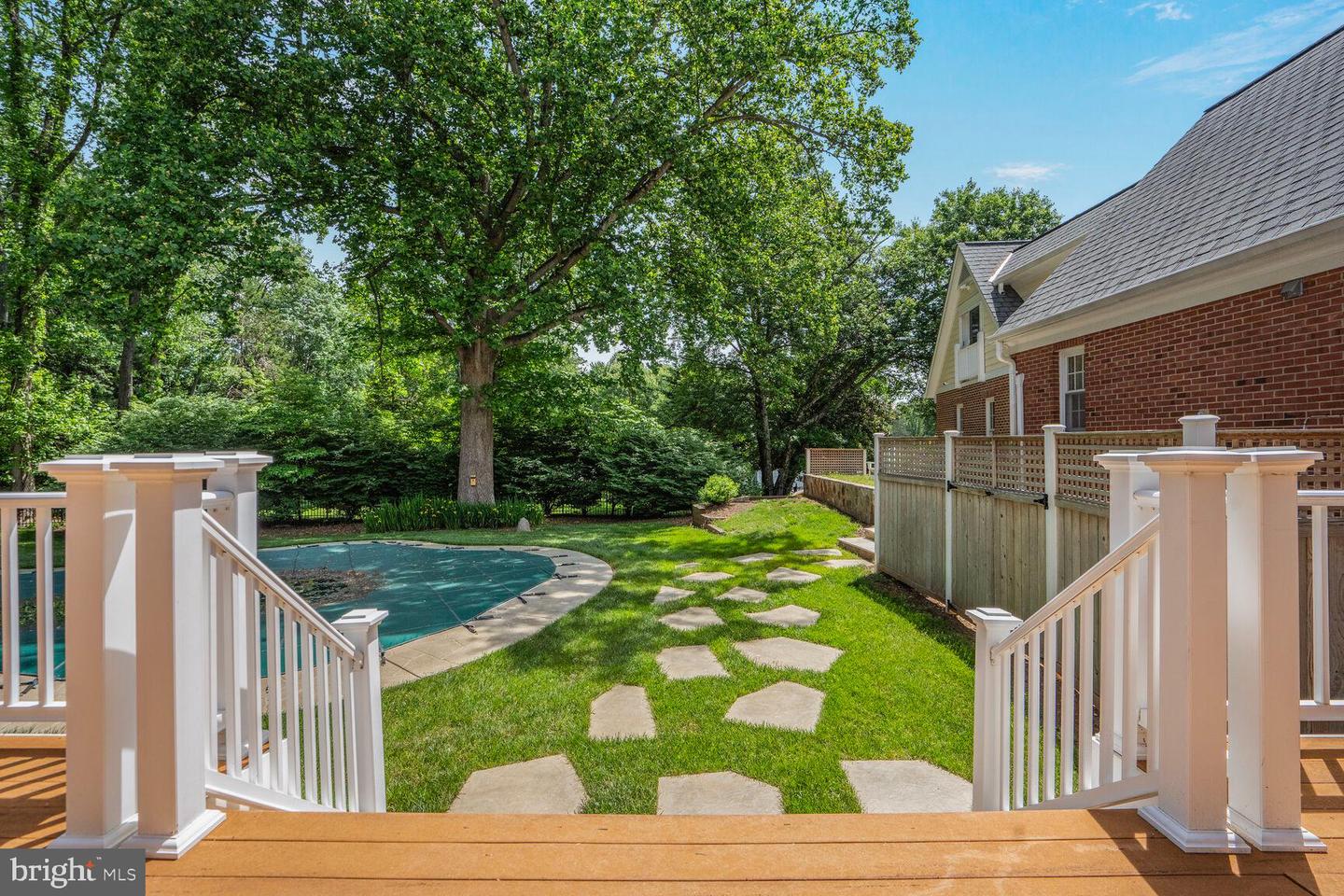 706 CROWN MEADOW DR, GREAT FALLS, Virginia 22066, 5 Bedrooms Bedrooms, ,4 BathroomsBathrooms,Residential,For sale,706 CROWN MEADOW DR,VAFX2238814 MLS # VAFX2238814