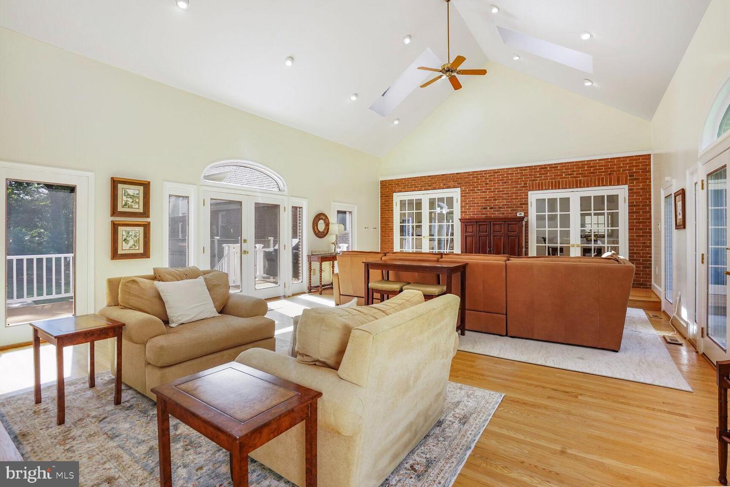 706 CROWN MEADOW DR, GREAT FALLS, Virginia 22066, 5 Bedrooms Bedrooms, ,4 BathroomsBathrooms,Residential,For sale,706 CROWN MEADOW DR,VAFX2238814 MLS # VAFX2238814