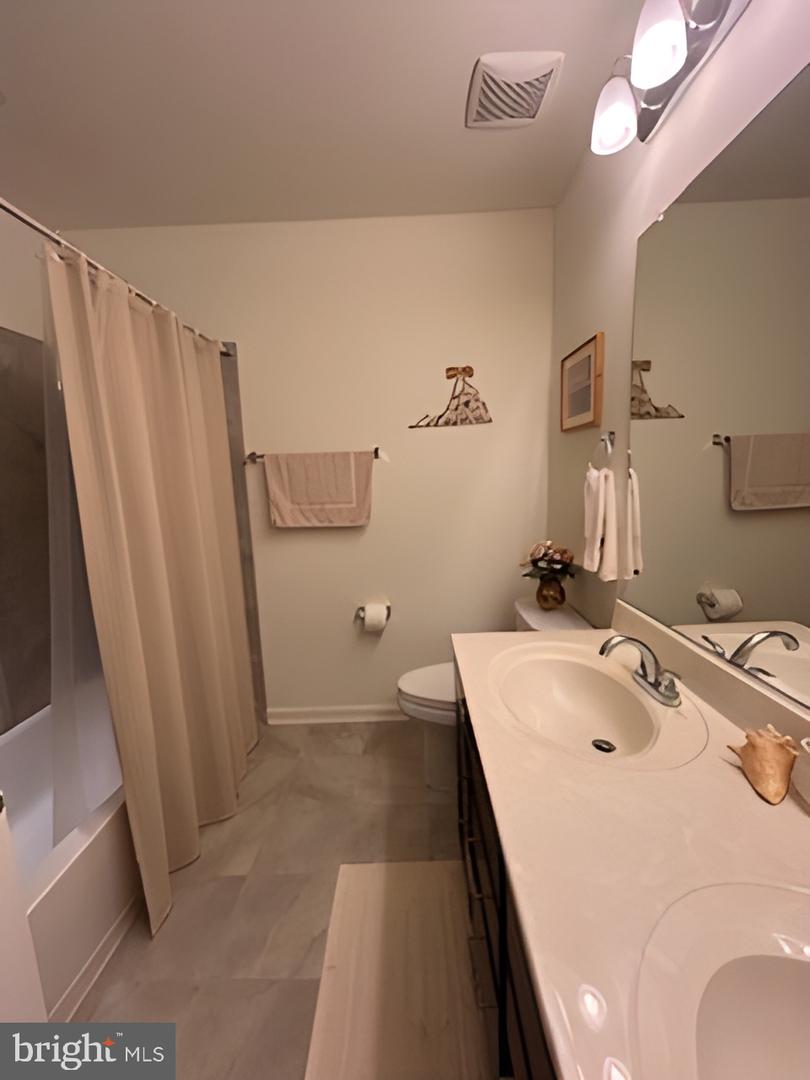 20553 ROLLING WATER TER, ASHBURN, Virginia 20147, 3 Bedrooms Bedrooms, ,3 BathroomsBathrooms,Residential,For sale,20553 ROLLING WATER TER,VALO2095652 MLS # VALO2095652