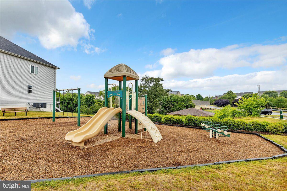 20553 ROLLING WATER TER, ASHBURN, Virginia 20147, 3 Bedrooms Bedrooms, ,3 BathroomsBathrooms,Residential,For sale,20553 ROLLING WATER TER,VALO2095652 MLS # VALO2095652