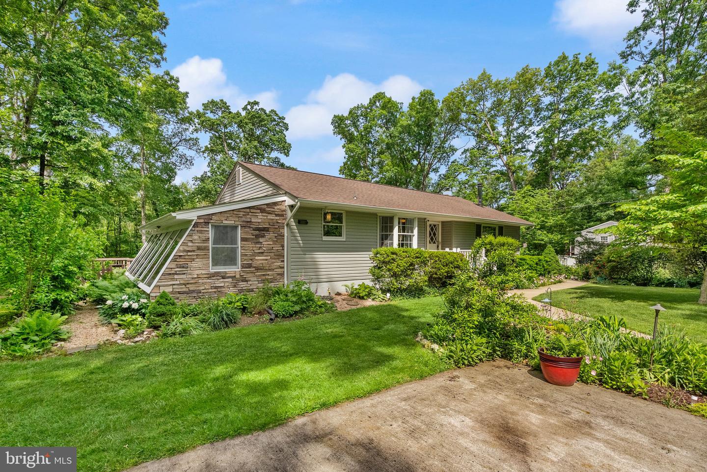 11080 BURWELL RD, NOKESVILLE, Virginia 20181, 3 Bedrooms Bedrooms, ,3 BathroomsBathrooms,Residential,For sale,11080 BURWELL RD,VAPW2094146 MLS # VAPW2094146
