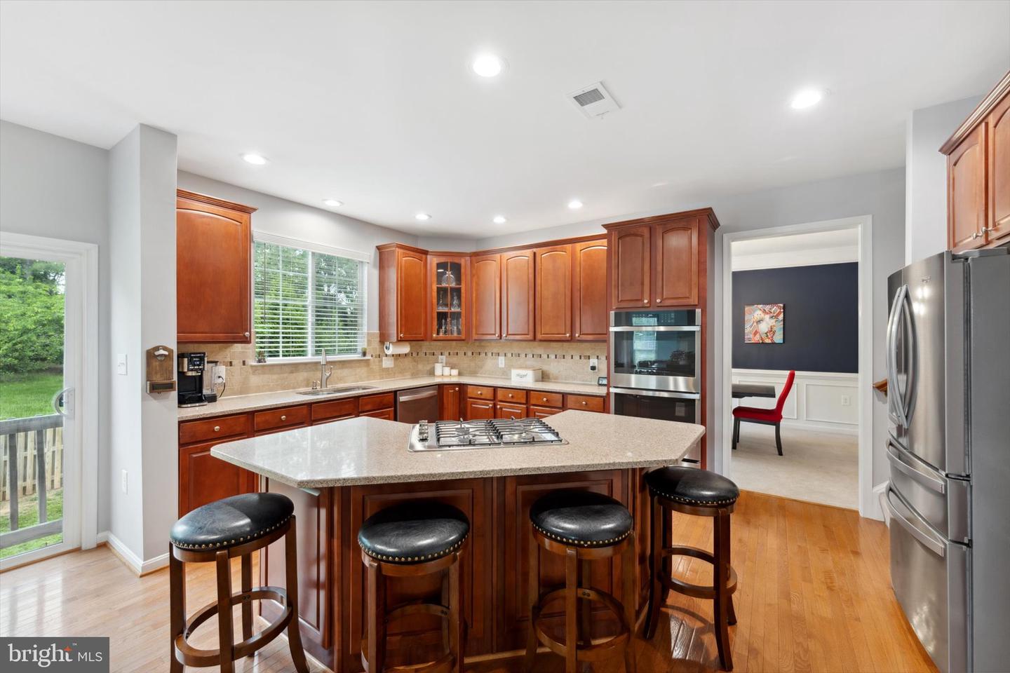 122 MUFFIN CT SE, LEESBURG, Virginia 20175, 5 Bedrooms Bedrooms, ,3 BathroomsBathrooms,Residential,For sale,122 MUFFIN CT SE,VALO2095728 MLS # VALO2095728