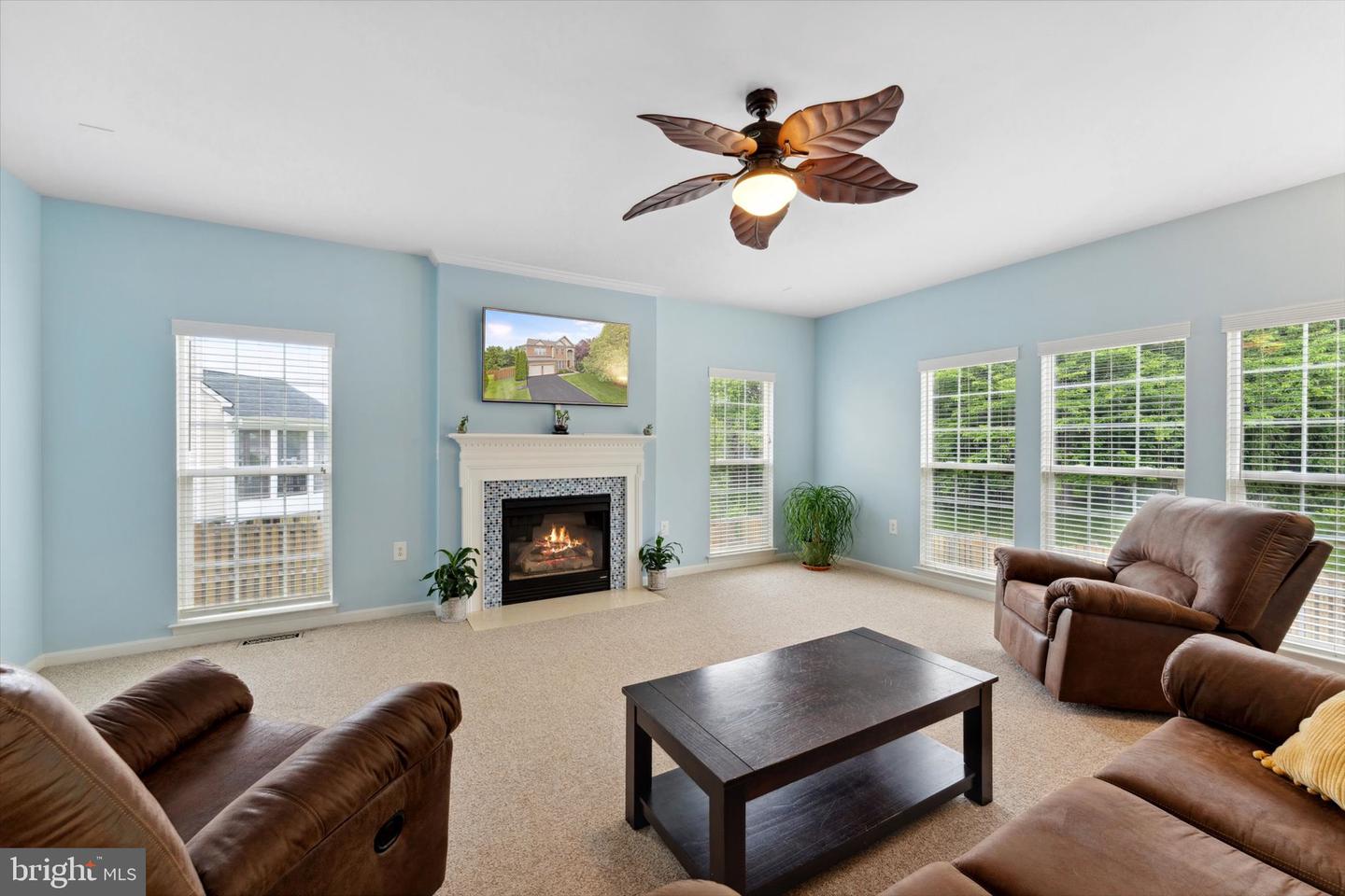 122 MUFFIN CT SE, LEESBURG, Virginia 20175, 5 Bedrooms Bedrooms, ,3 BathroomsBathrooms,Residential,For sale,122 MUFFIN CT SE,VALO2095728 MLS # VALO2095728