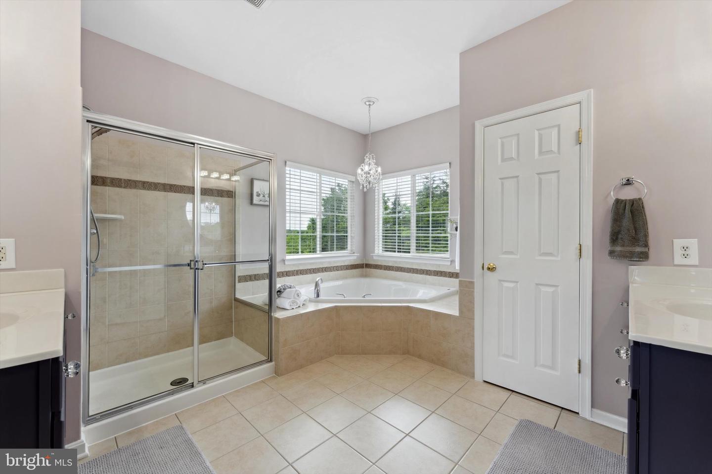 122 MUFFIN CT SE, LEESBURG, Virginia 20175, 5 Bedrooms Bedrooms, ,3 BathroomsBathrooms,Residential,For sale,122 MUFFIN CT SE,VALO2095728 MLS # VALO2095728