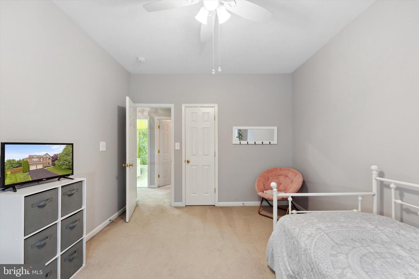 122 MUFFIN CT SE, LEESBURG, Virginia 20175, 5 Bedrooms Bedrooms, ,3 BathroomsBathrooms,Residential,For sale,122 MUFFIN CT SE,VALO2095728 MLS # VALO2095728