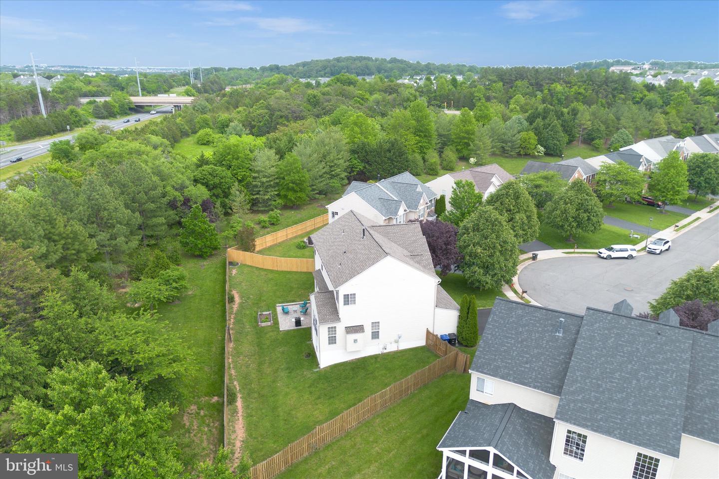 122 MUFFIN CT SE, LEESBURG, Virginia 20175, 5 Bedrooms Bedrooms, ,3 BathroomsBathrooms,Residential,For sale,122 MUFFIN CT SE,VALO2095728 MLS # VALO2095728