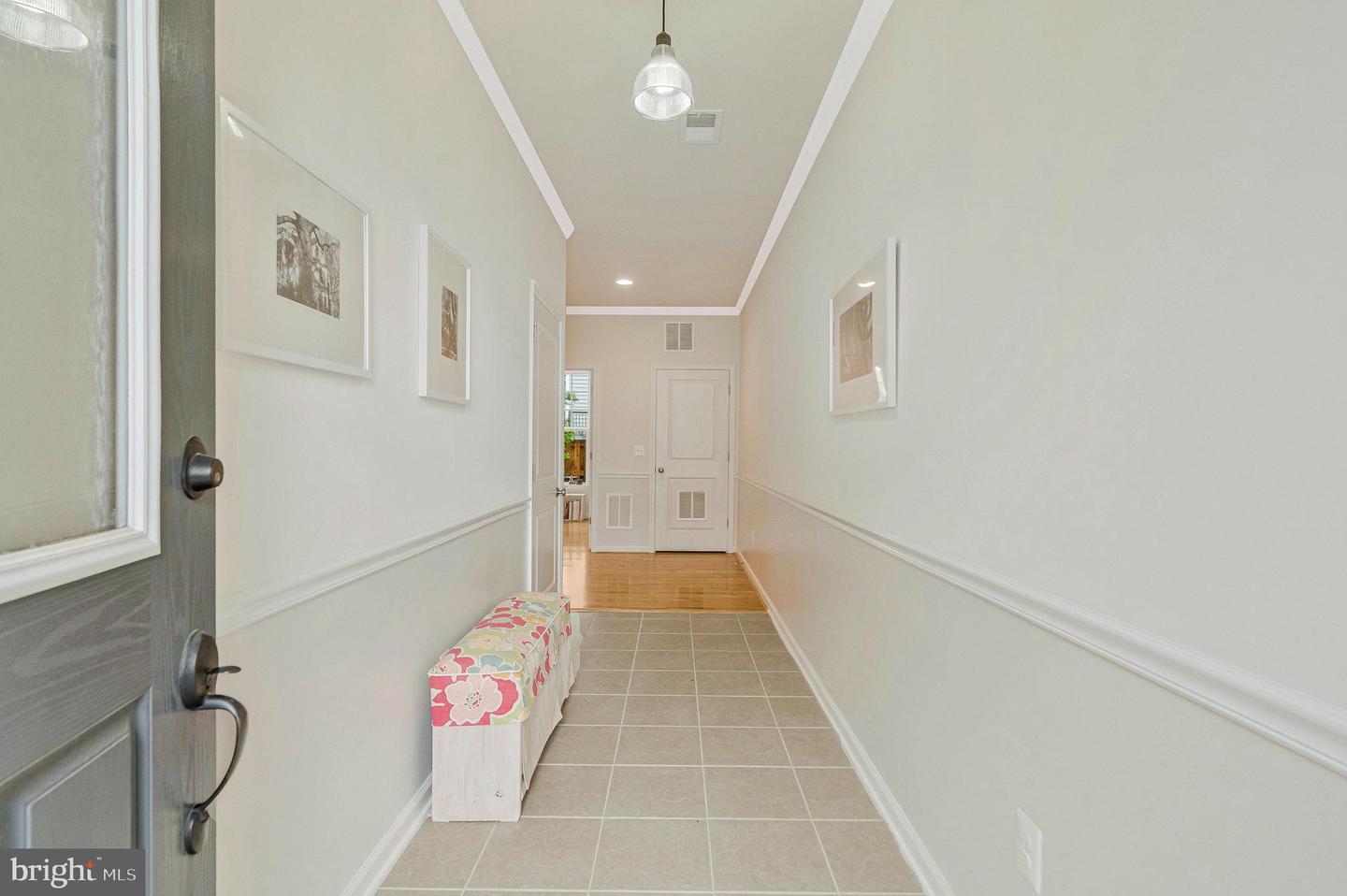 42248 LANCASTER WOODS SQ, CHANTILLY, Virginia 20152, 3 Bedrooms Bedrooms, ,2 BathroomsBathrooms,Residential,For sale,42248 LANCASTER WOODS SQ,VALO2095678 MLS # VALO2095678