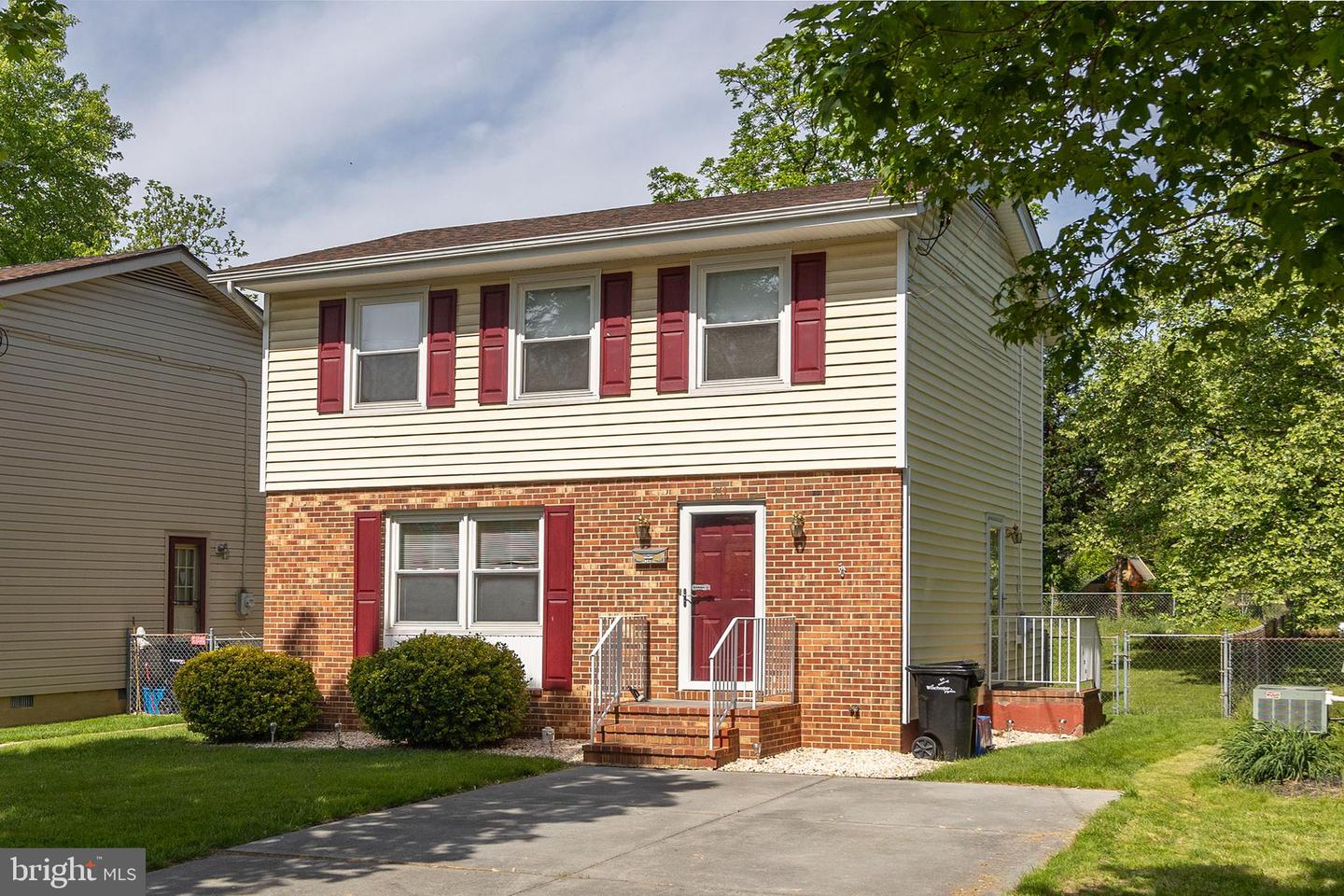 341 OPEQUON AVE, WINCHESTER, Virginia 22601, 3 Bedrooms Bedrooms, ,1 BathroomBathrooms,Residential,For sale,341 OPEQUON AVE,VAWI2007634 MLS # VAWI2007634