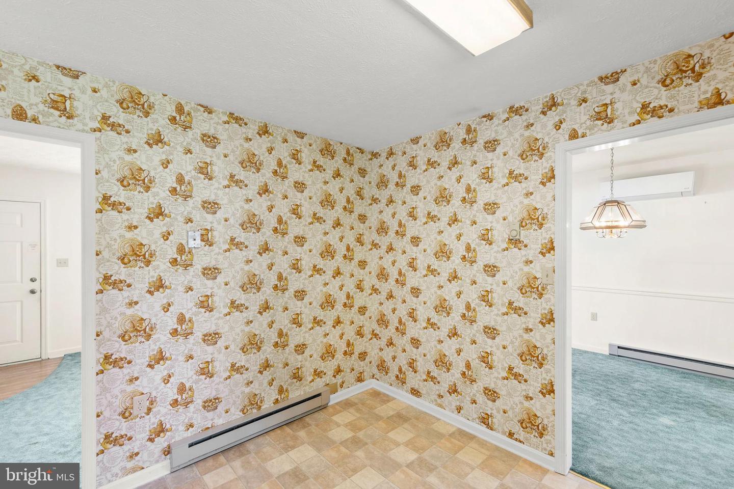 341 OPEQUON AVE, WINCHESTER, Virginia 22601, 3 Bedrooms Bedrooms, ,1 BathroomBathrooms,Residential,For sale,341 OPEQUON AVE,VAWI2007634 MLS # VAWI2007634
