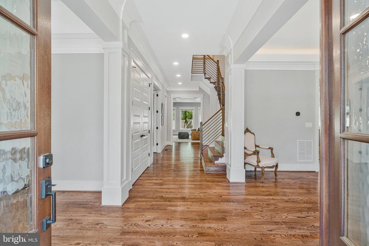 615 GIBSON DR SW, VIENNA, Virginia 22180, 6 Bedrooms Bedrooms, ,5 BathroomsBathrooms,Residential,For sale,615 GIBSON DR SW,VAFX2239046 MLS # VAFX2239046
