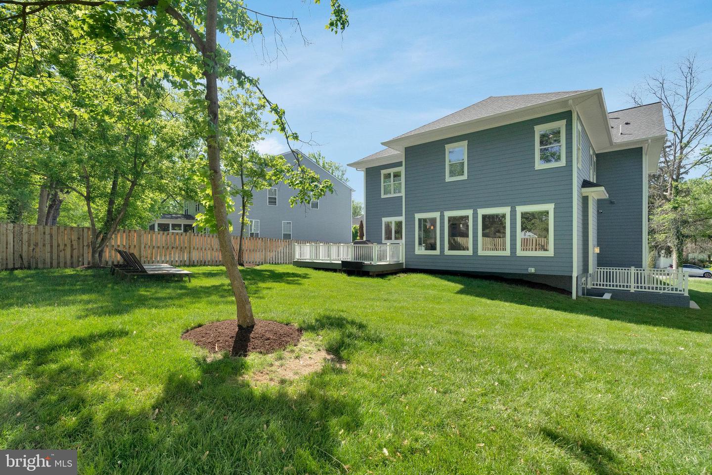615 GIBSON DR SW, VIENNA, Virginia 22180, 6 Bedrooms Bedrooms, ,5 BathroomsBathrooms,Residential,For sale,615 GIBSON DR SW,VAFX2239046 MLS # VAFX2239046