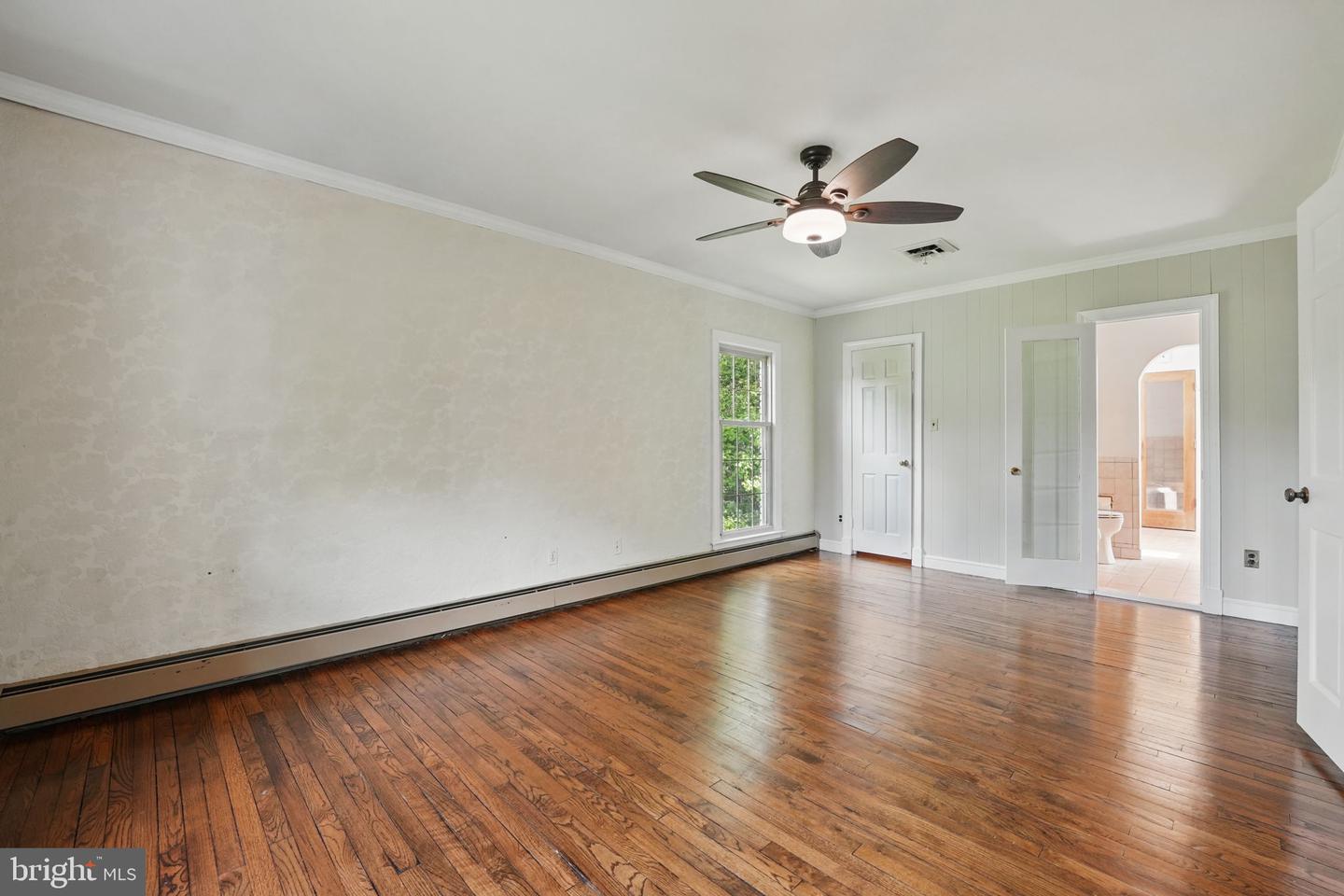 4801 FOX CHAPEL RD, FAIRFAX, Virginia 22030, 4 Bedrooms Bedrooms, ,3 BathroomsBathrooms,Residential,For sale,4801 FOX CHAPEL RD,VAFX2239052 MLS # VAFX2239052