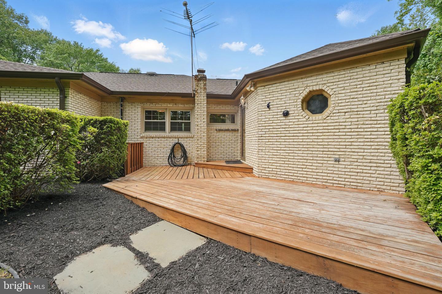 4801 FOX CHAPEL RD, FAIRFAX, Virginia 22030, 4 Bedrooms Bedrooms, ,3 BathroomsBathrooms,Residential,For sale,4801 FOX CHAPEL RD,VAFX2239052 MLS # VAFX2239052