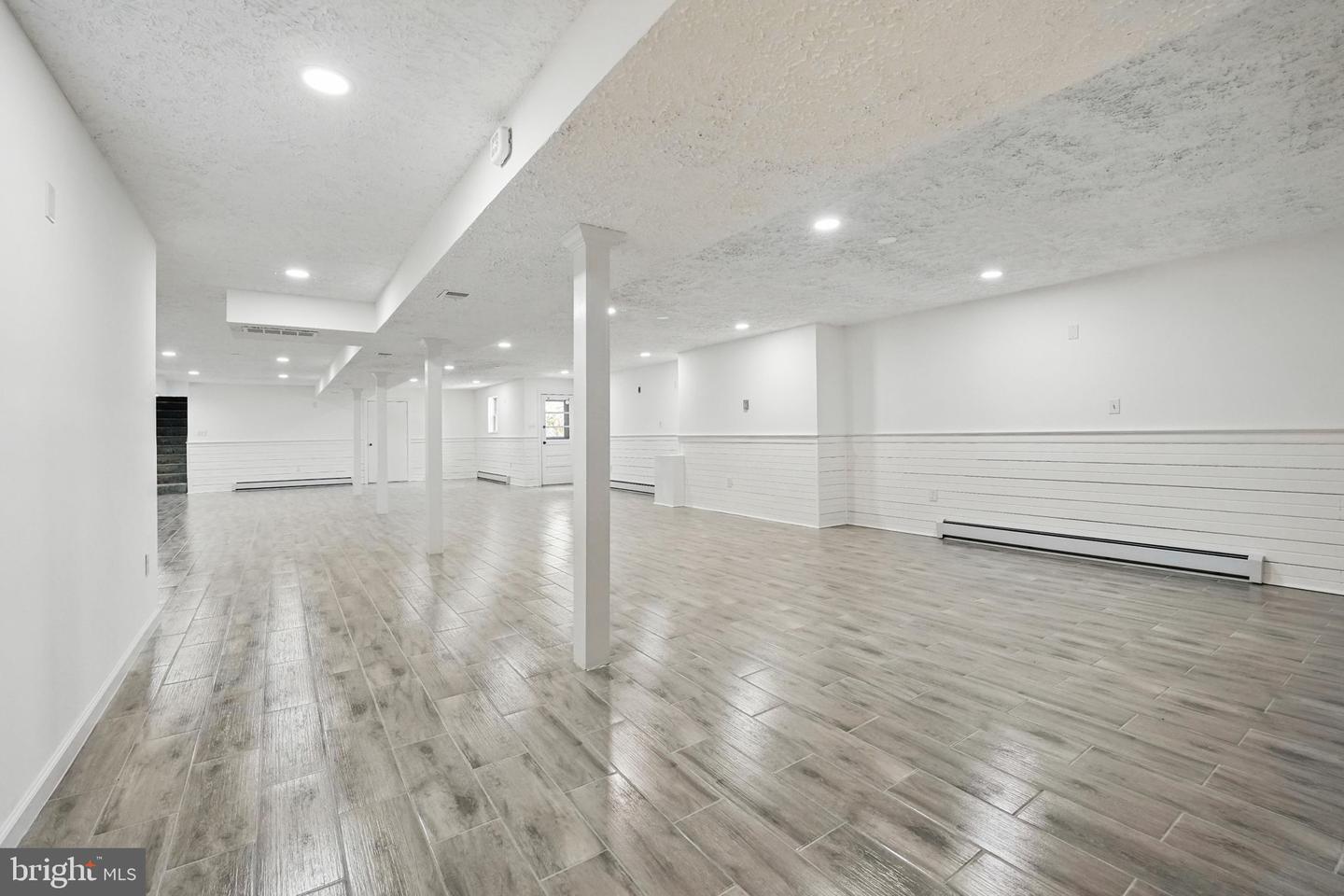 4801 FOX CHAPEL RD, FAIRFAX, Virginia 22030, 4 Bedrooms Bedrooms, ,3 BathroomsBathrooms,Residential,For sale,4801 FOX CHAPEL RD,VAFX2239052 MLS # VAFX2239052