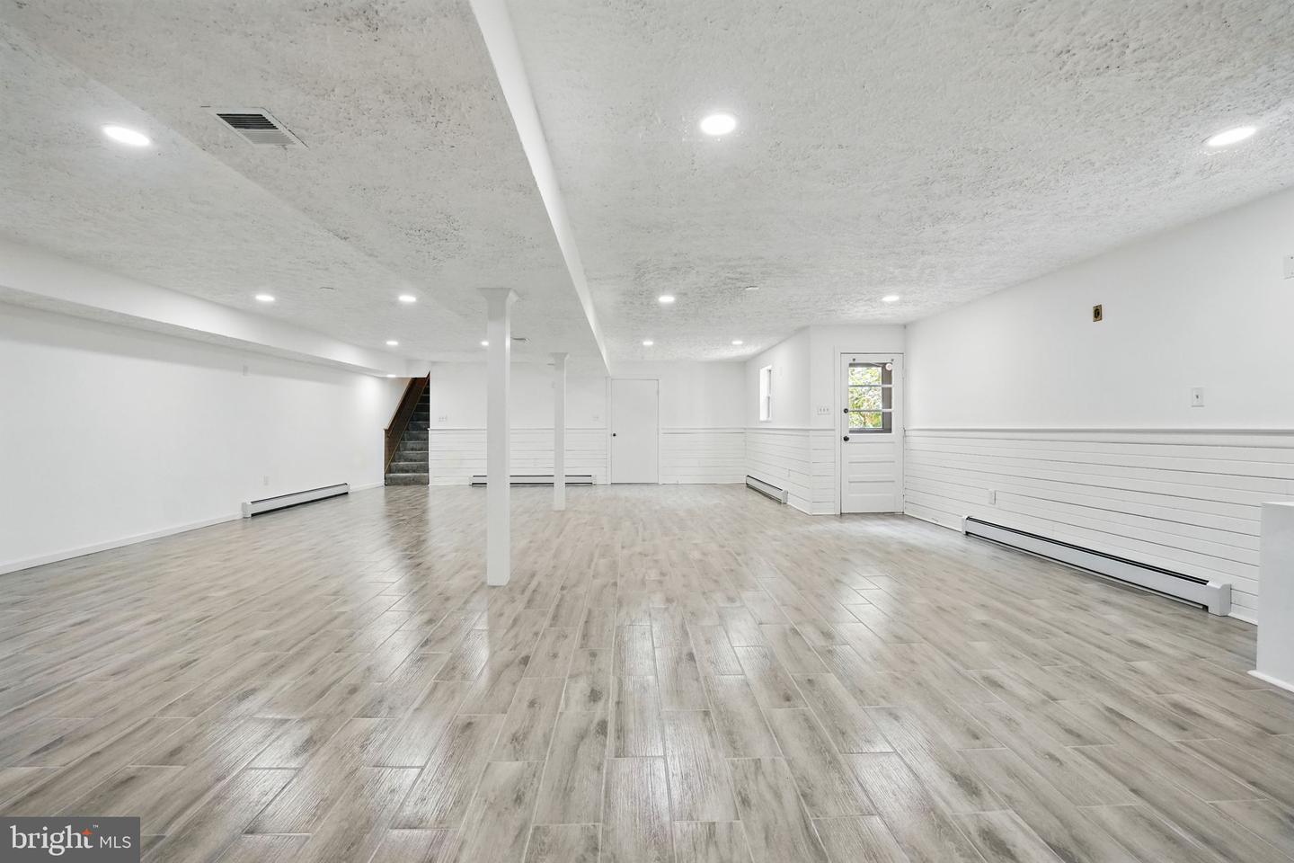 4801 FOX CHAPEL RD, FAIRFAX, Virginia 22030, 4 Bedrooms Bedrooms, ,3 BathroomsBathrooms,Residential,For sale,4801 FOX CHAPEL RD,VAFX2239052 MLS # VAFX2239052