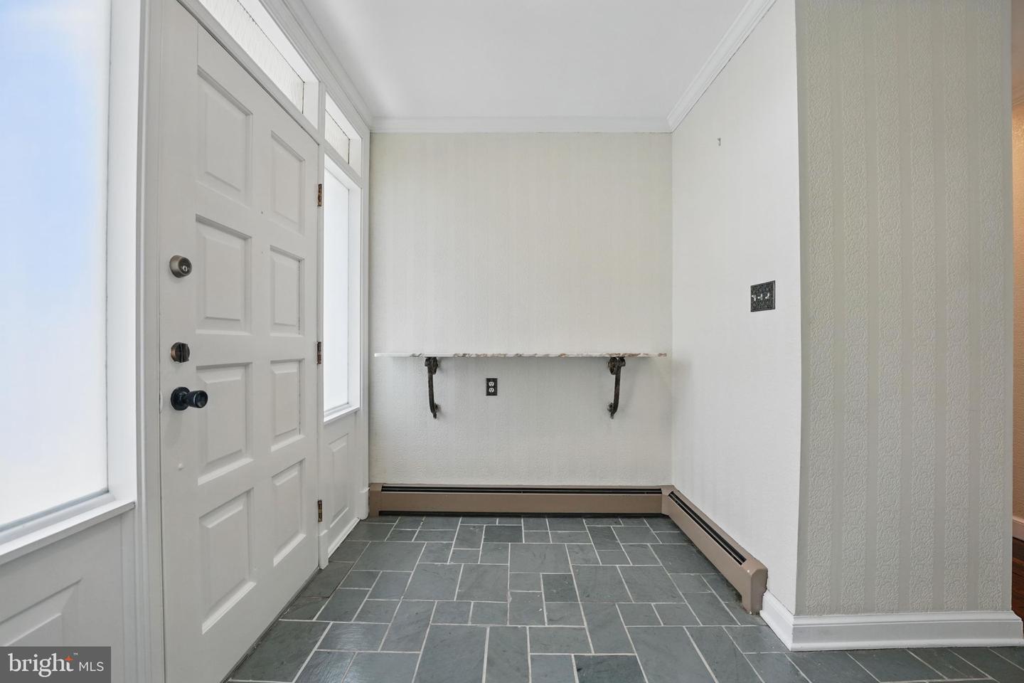 4801 FOX CHAPEL RD, FAIRFAX, Virginia 22030, 4 Bedrooms Bedrooms, ,3 BathroomsBathrooms,Residential,For sale,4801 FOX CHAPEL RD,VAFX2239052 MLS # VAFX2239052