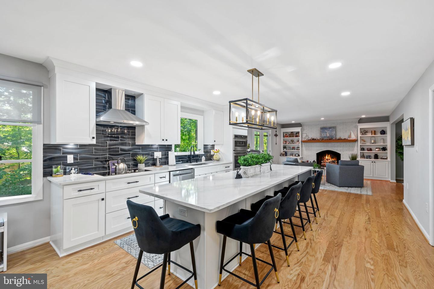 15807 MARLINGTON DR, DUMFRIES, Virginia 22025, 4 Bedrooms Bedrooms, ,2 BathroomsBathrooms,Residential,For sale,15807 MARLINGTON DR,VAPW2094162 MLS # VAPW2094162