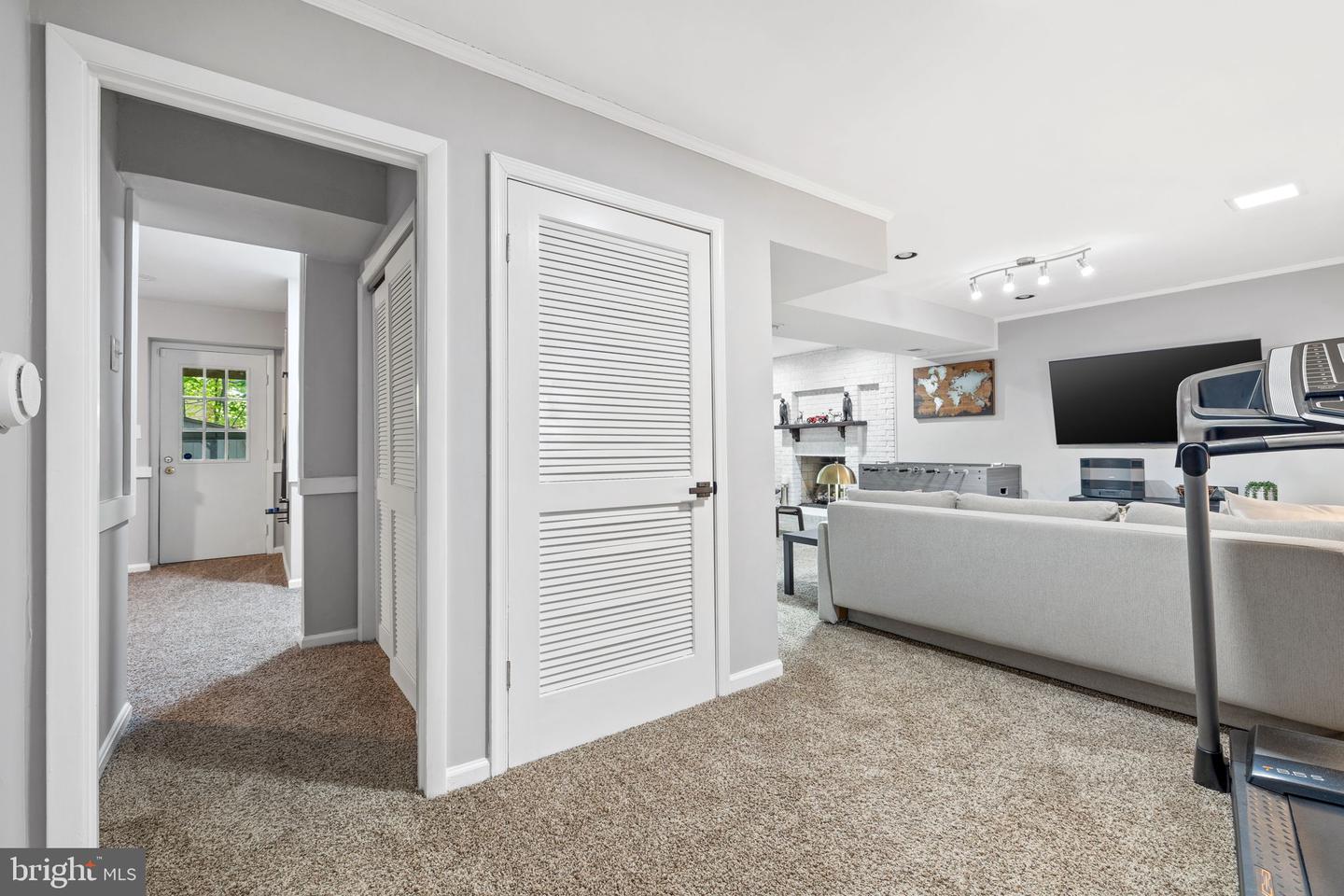 15807 MARLINGTON DR, DUMFRIES, Virginia 22025, 4 Bedrooms Bedrooms, ,2 BathroomsBathrooms,Residential,For sale,15807 MARLINGTON DR,VAPW2094162 MLS # VAPW2094162