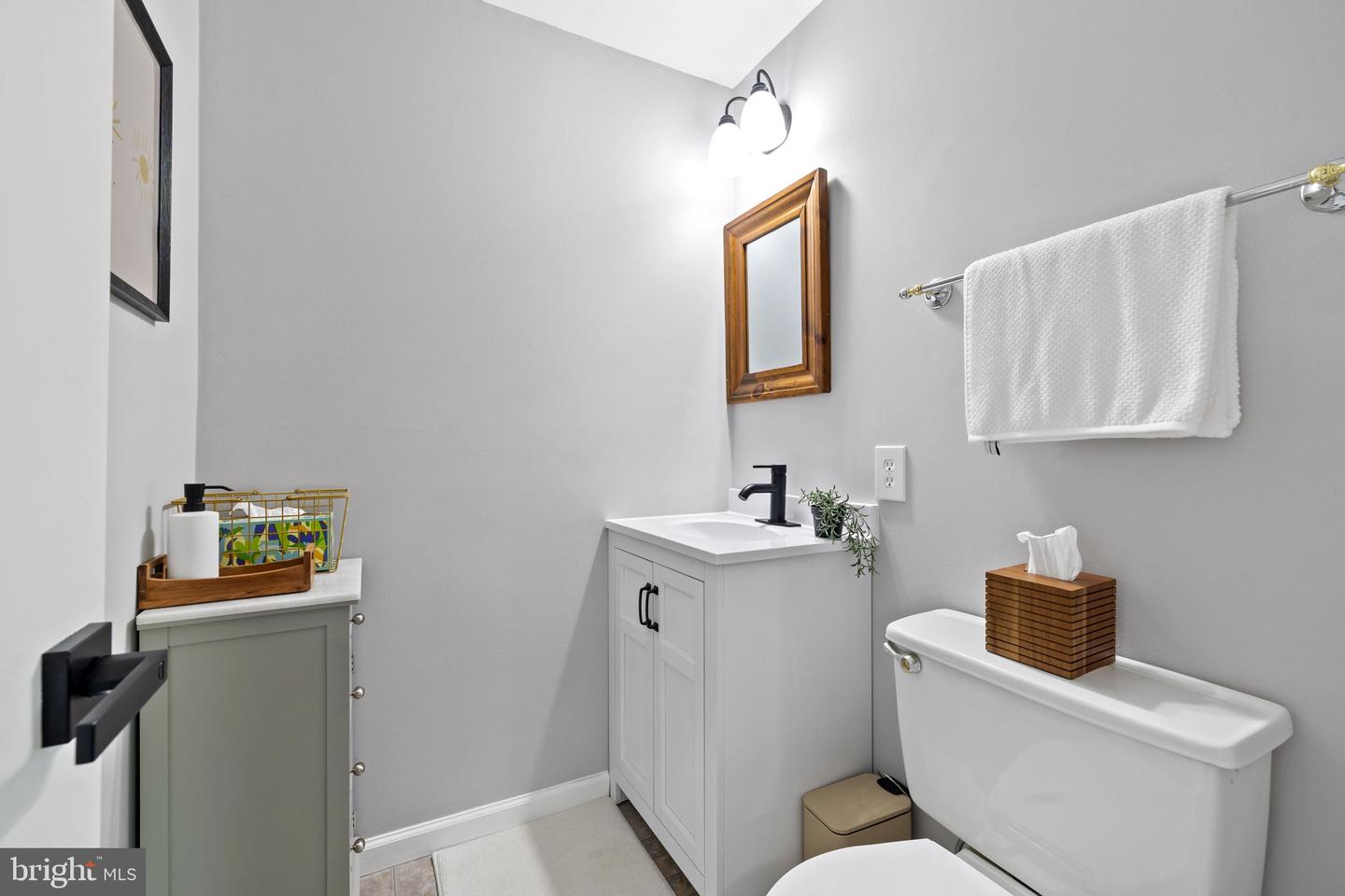15807 MARLINGTON DR, DUMFRIES, Virginia 22025, 4 Bedrooms Bedrooms, ,2 BathroomsBathrooms,Residential,For sale,15807 MARLINGTON DR,VAPW2094162 MLS # VAPW2094162
