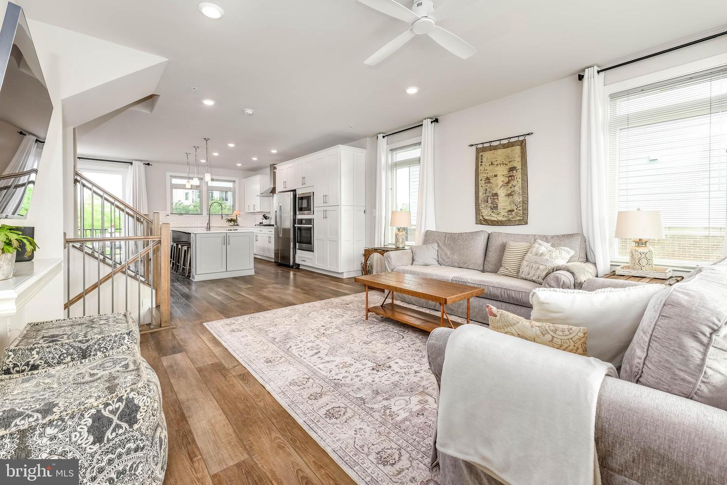 1612 ROCKY SHALE TER SE, LEESBURG, Virginia 20175, 3 Bedrooms Bedrooms, ,3 BathroomsBathrooms,Residential,For sale,1612 ROCKY SHALE TER SE,VALO2095782 MLS # VALO2095782
